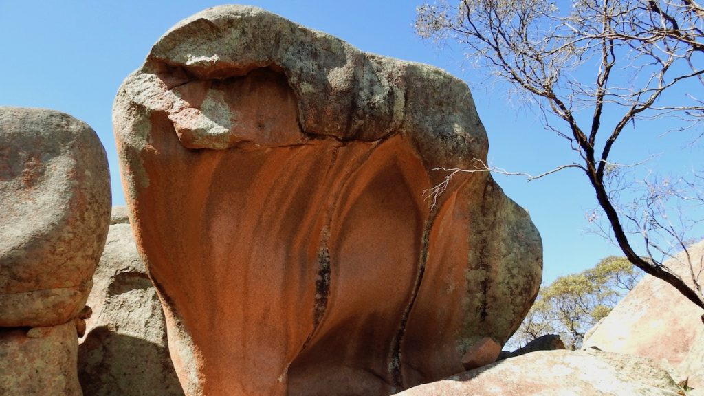 a mini Wave Rock at Murphy's Haystacks, South Australia. www.gypsyat60.com