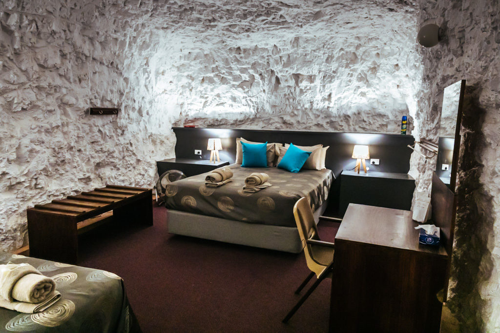 White Cliffs Underground Motel - double bedroom. Photo credit www.frugalfrolicker.com