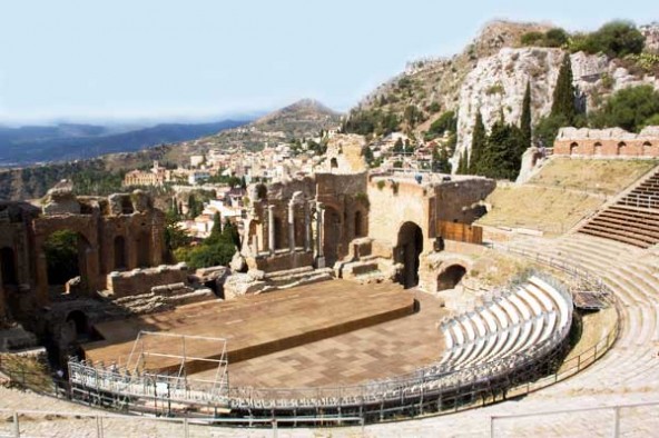 taormina-greek-theatre-blue-592x394