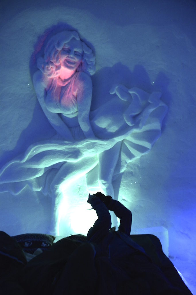 Snow hotel Sculpture, Kirkenes - Marilyn Monroe